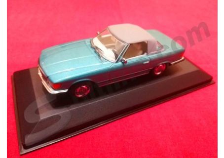 Automodello 1:43 marca Minichamps - Mercedes 350 SL Cabriolet (modello soft top closed)