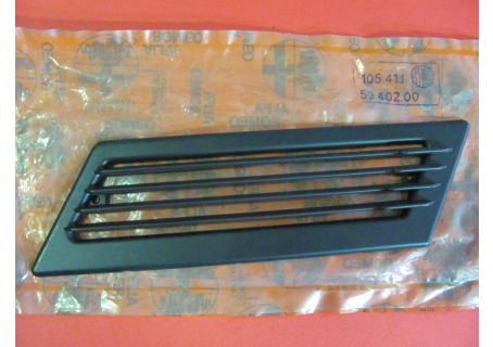 Griglia presa aria laterale destra Alfa Romeo 1750/2000 Berlina