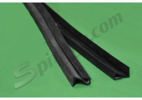 Guarnizione orizzontale inferiore vetri laterali posteriori Fiat 124 Spider ('68-7'4)