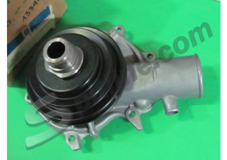 Pompa acqua 1334091 (90136377) Opel Ascona B 2.0 D ('79-'81), Omega B 2.5 TDi 24V Auto (07'01-07/'03), Rekord E 2.1 D ('77-'78), Rekord E 2.3 D ('78-'86)