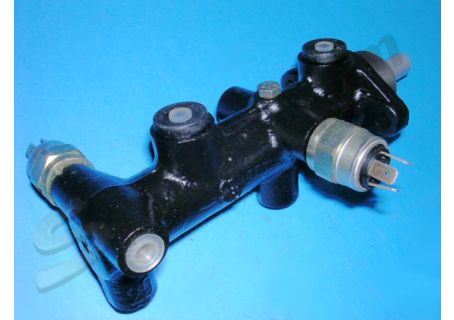 Pompa freno Volkswagen Golf, Jetta, Passat 1^ s.(3 contatti)
