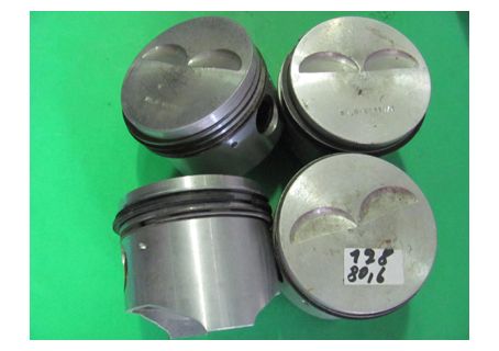 Serie pistoni diam. 80,6 con fasce e spinotti Fiat 128