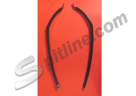 Coppia angolari metallici per profilo porta Alfa Romeo GT Bertone