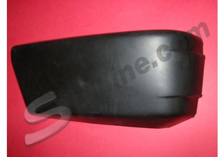 Cantonale destro in gomma paraurti anteriore Alfa Romeo Alfetta 2000  1^ serie
