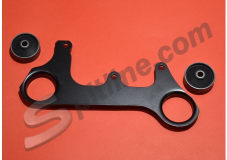 Staffa sostegno marmitta con boccole per Alfa Romeo Giulia 1300/1600, GT Junior, GT V. 1750/2000 Bertone, Duetto Spider