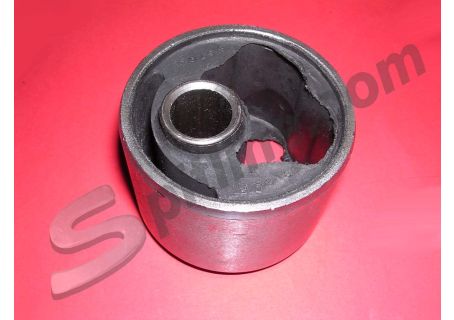Boccola attacco cambio alla traversa Alfa Romeo Giulia 1300/1600, GT Junior 1300/1600, GT V. 1750/2000 Bertone, Berlina 1750/2000, Duetto Spider, Junior Zagato