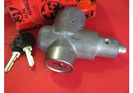 Blocchetto di accensione (7 contatti) Alfa Romeo 105262317108 serie Giulia ecc. con avviamento a sinistra (perno per bloccasterzo rotondo) - Verificare compatibilità prima dell'acquisto