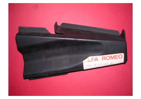 Staffa sinistra fissaggio paraurti anteriore Alfa Romeo Alfetta GT 1600-1800-2000