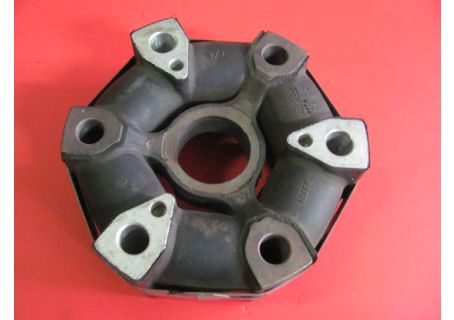Giunto elastico anteriore albero di trasmissione Alfa Romeo Alfetta  1600, Alfetta 1800 (da T. 2050228 fino al 12/'75); Alfetta GT 1600/1800/2000 (Rif.116231530110)