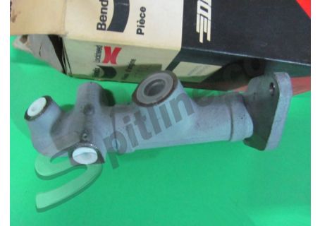 Pompa freni Bendix 611411 Renault R12 L/TL/TS (R1170, R1177), R16 L/TL (R1151/R1152), R16 TS (R1151), R16 TA (R1153), R16 TSA (R1154)