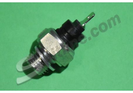 Interruttore spia pressione olio Alfa Romeo 155, 164 - Fiat Panda 750/1000 (→ '91), Regata, Ritmo, Tempra, Tipo, Uno, X1/9, 124, 125, 125 Bis, 127, 128, 131, 132 - Lancia Beta, Dedra, Delta, Prisma, Thema, Y10 (→ '91)
