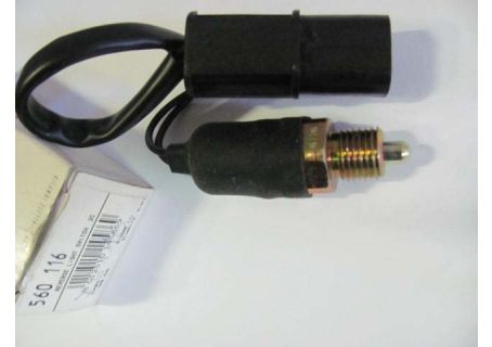 Interruttore luce retromarcia Nissan Bluebird 1.6 (88-), Micra 1.0/1.3i (92-), NX 1600 1.6i /2.0i (90-), Primera 1.6/2.0i ('90), Pulsar NX1.6/1.8i, Sentra 1.6i/2.0i (86-), Sunny 1.4 (90-92)/1.4i 16V (92-), Terrano 3.0 (87-89)