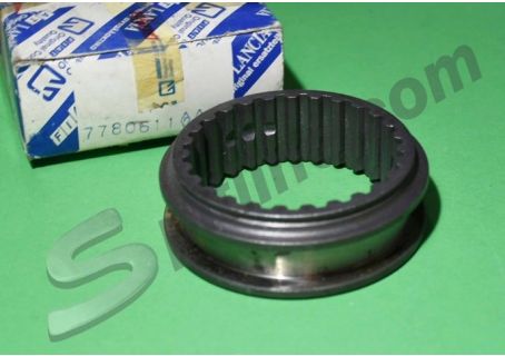 Manicotto rigido 5^ marcia 7780611 Fiat Barchetta, Bravo, Brava, Coupè, Marea, Multipla, Palio, Punto, Siena, Tempra, Uno, Fiorino - Lancia Dedra, Delta