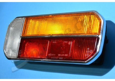 Fanale posteriore destro Siem usato con cornice cromata Lancia Beta Coupé