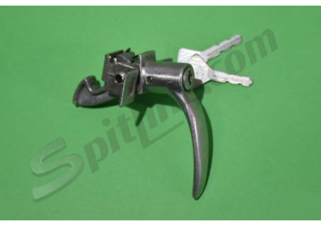 Maniglia con chiavi cofano motore Fiat 600
