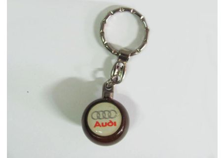 Portachiavi sferico color ambra logo Audi