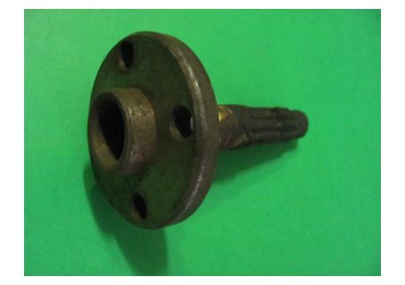 Albero portaruota 10 cave (mm.135)Fiat Nuova 500