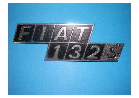 Scritta FIAT 132 S 