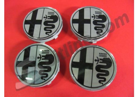 Serie 4 borchiette coprimozzo Alfa Romeo 33 ('90-'94), 75 ('88-'92), 145, 146 ('94-'99), 155 ('92-'97), 164 ('87-'97), Spider