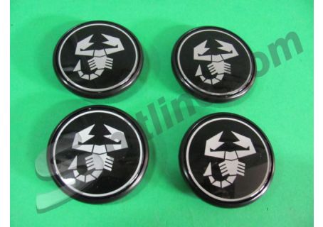 Serie 4 borchiette coprimozzo fondo nero (diam. esterno mm 55) per cerchi ruota con logo Abarth
