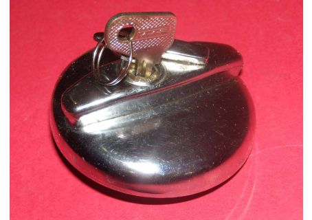 Tappo benzina cromato con chiave Alfa Romeo Alfasud 1^ serie-Alfa 2000