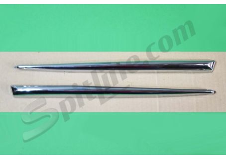 Coppia baffi in plastica cromati per mascherina anteriore Autobianchi Bianchina