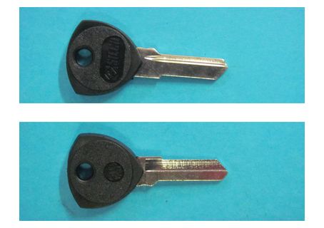 Chiave grezza Silca per cassetto cruscotto, sportello benzina e baule Lancia Fulvia (→'70), Appia, Flaminia, Flavia ecc. (verificare il profilo prima dell'acquisto)