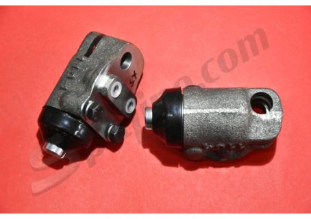 Coppia cilindretti freno anteriori Alfa Romeo 1900, Alfa Romeo Spider Touring 2000, 2000 Berlina (serie 102), 2000 Sprint, Alfa Matta AR51