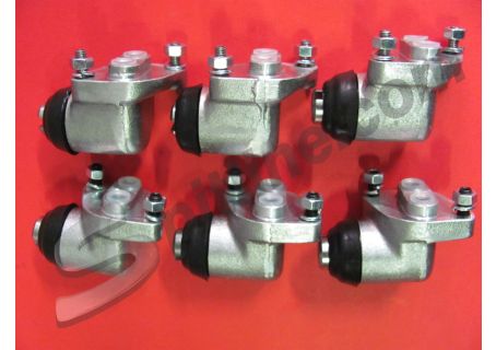 Serie cilindretti freni anteriori (modelli a 3 ceppi) Alfa Romeo Giulietta 2^ e 3^ serie (101),  Giulia TI 1^ serie ('62-'64), Giulia 1600 Sprint, Spider, SS, SZ