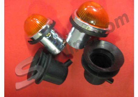 Coppia fanali frecce laterali Alfa Romeo Giulia Spider 101, Giulietta Berlina, Giulietta Sprint, SS, Giulietta T.I., Giulietta Spider, Spider Veloce, Duetto 1600/1750 Osso di Seppia ('66-'69)