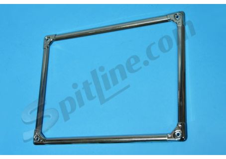 Cornice targa posteriore con 4 angoli sovrapposti per targhe quadrate ('52-'75) - Per Lancia Fulvia ecc.