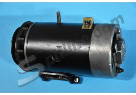 Dinamo usata revisionata Magneti Marelli DN62E -300/12/2300D per Lancia Flavia ecc. (E' richiesto anticipatamente il reso del vecchio)