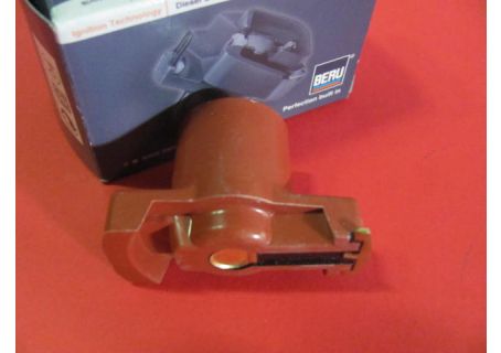Spazzola rotante per spinterogeno imp. Bosch Alfa Romeo 75, 90, Alfetta, Alfetta GT, Giulietta, Duetto Spider 1600 ('90-'93), Spider 2000 ('77-'93)