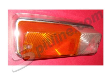 Plastica fanale anteriore sinistro bicolore Alfa Romeo 1750 Berlina 2^ serie, 2000 Berlina