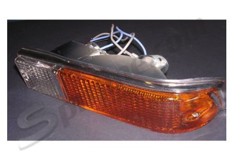 Fanale anteriore sinistro bicolore (adattabile Carello) Alfa Romeo GT Junior, GT 1300/1600, GT V. 1750/2000 Bertone