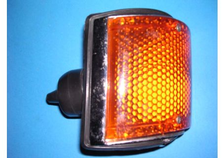 Fanale freccia anteriore destro completo plastica arancio Fiat 128 1^ serie (base in metallo)