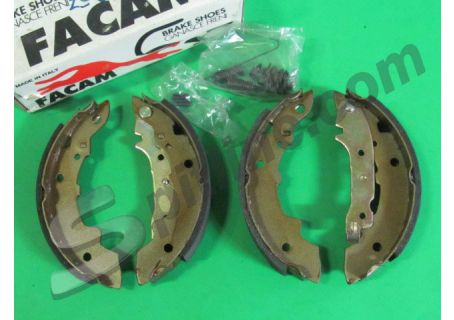 Ganasce freno posteriori Facam 2050 impianto Lucas - Girling per Citroen LN, Visa ('77-'82) - Peugeot 104 (-'81) - Renault R4 GTL R1128 ('77-'81), R6 TL R1181 ('71-'81)