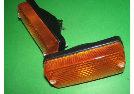 Coppia fanali anteriori (corpo in plastica nera) Autobianchi A112, A112 Abarth 1^, 2^, 3^ serie ('69-'77)