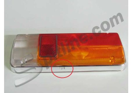 Plastica fanale posteriore destro Olsa con catadiottro Alfa Romeo Giulia Super 1600 ('65-'71), Giulia Super 1300/1600 ('72-'74), Giulia Nuova Super ('74-'77)