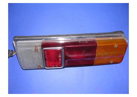 Fanale posteriore destro completo usato Alfa Romeo Giulia 1300/1600  (63-69)