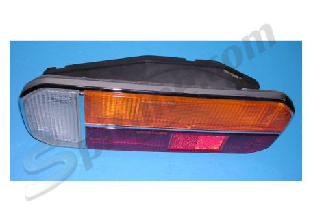 Fanale posteriore destro Altissimo con cornice cromata Lancia Beta Coupé