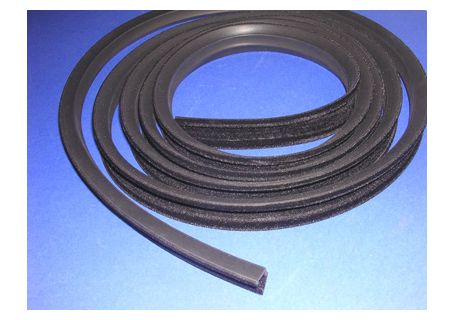 Guarnizione canale guidavetro dx+sx Fiat 124 Sport Spyder ('68-'74)