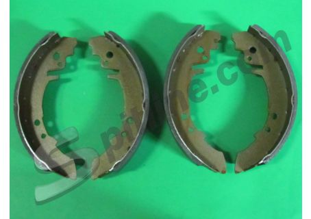 Serie ganasce freno posteriori Fiat 1300-1500 2^ serie (E' richiesto preventivamente il reso delle vecchie)