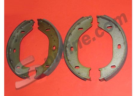 Ganasce freno a mano imp. Ate Alfa Romeo Giulia, GT Junior, GT V. Bertone, Duetto Spider, Berlina 1750/2000, Alfetta/Giulietta ('78-'85)