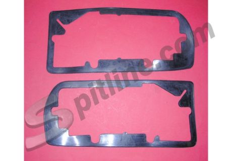 Coppia guarnizioni fanali posteriori Alfa Romeo GT V. 2000 Bertone