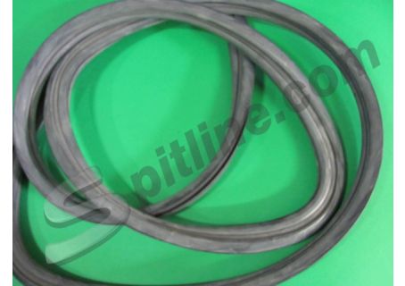 Guarnizione lunotto con predisposizione per inserto Fiat 128