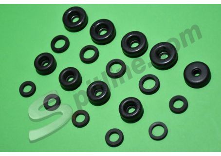 Serie gommini per revisione cilindretti e pompa freni Fiat 500 F/L (da vett. 1908983)