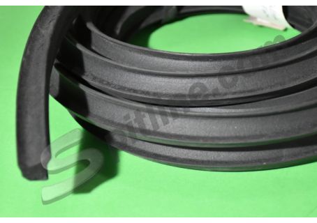 Guarnizione sottoporta (sx + dx) Fiat 1300/1500 Berlina