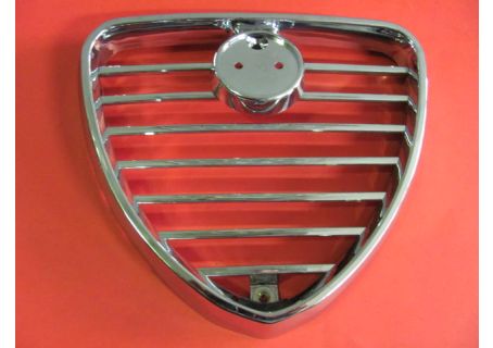 Scudo in plastica cromata per mascherina anteriore Alfa Romeo Alfetta 1800 2^ serie - Alfetta 1600 (da T. 0050001)