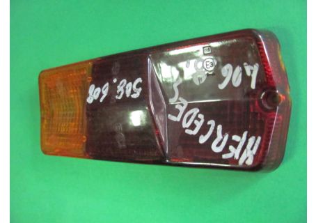 Plastica fanale posteriore sinistro Mercedes 406D-408D-508D-608D (difetto come in foto)